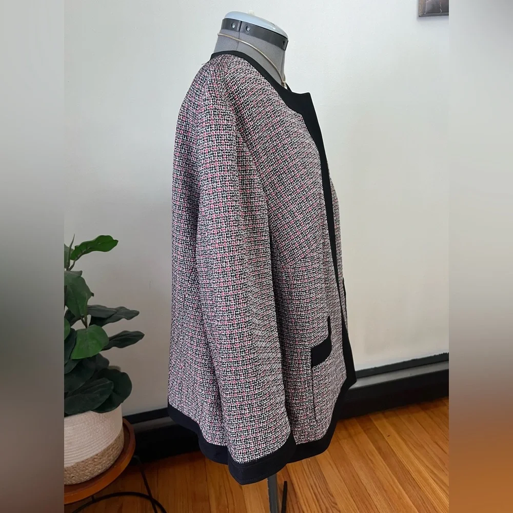 Kasper Women's Plus Size Framed Jacket - Picture 3 of 8